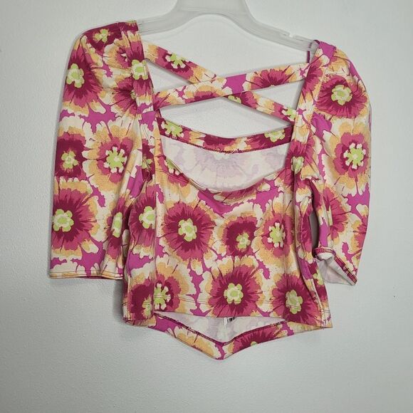 Free People Give Me More Floral Puff Sleeve Crop Top in Pop Combo size L NWT - Picture 4 of 8